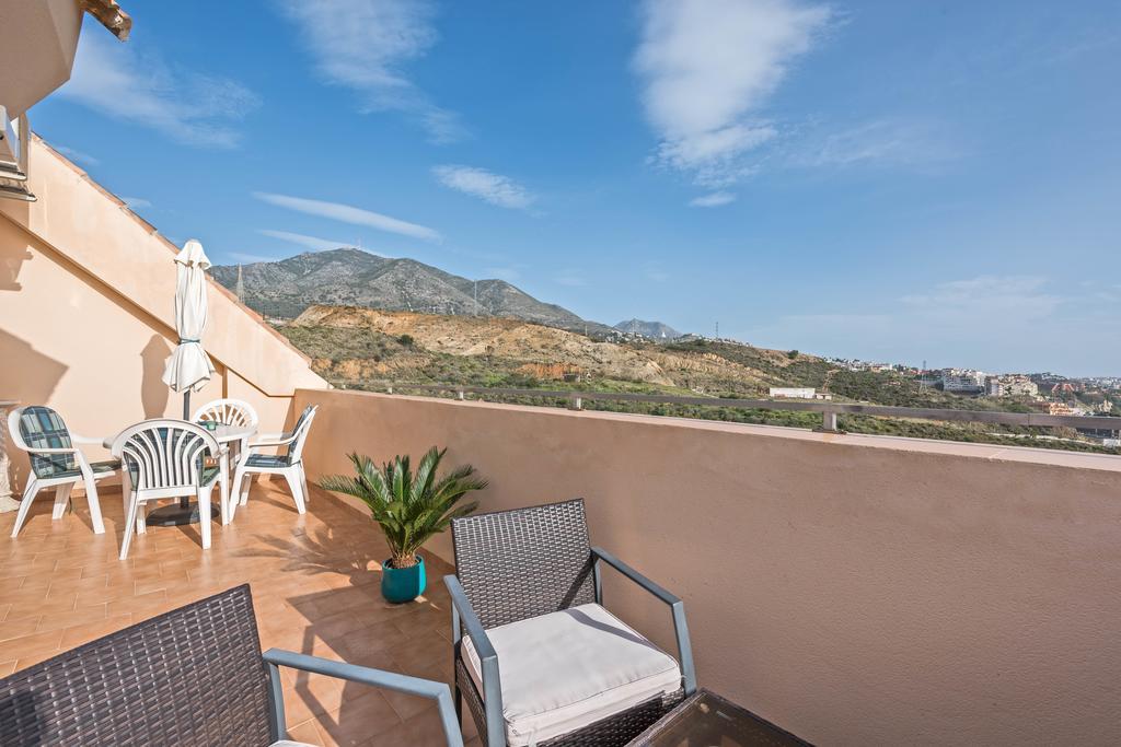 Carvajal Luxury Apartments - Free Parking Fuengirola Esterno foto